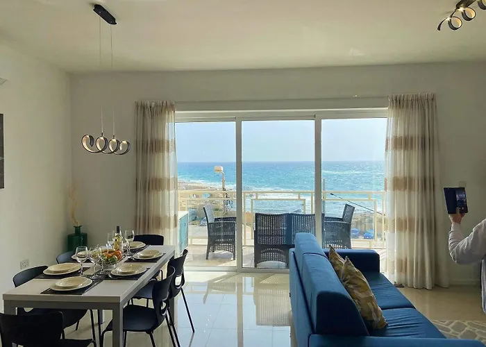 Seabreeze Serenity Dragonara Horizon Residence