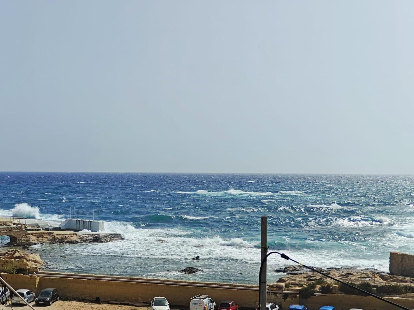 Apartment Seabreeze Serenity Dragonara Horizon *